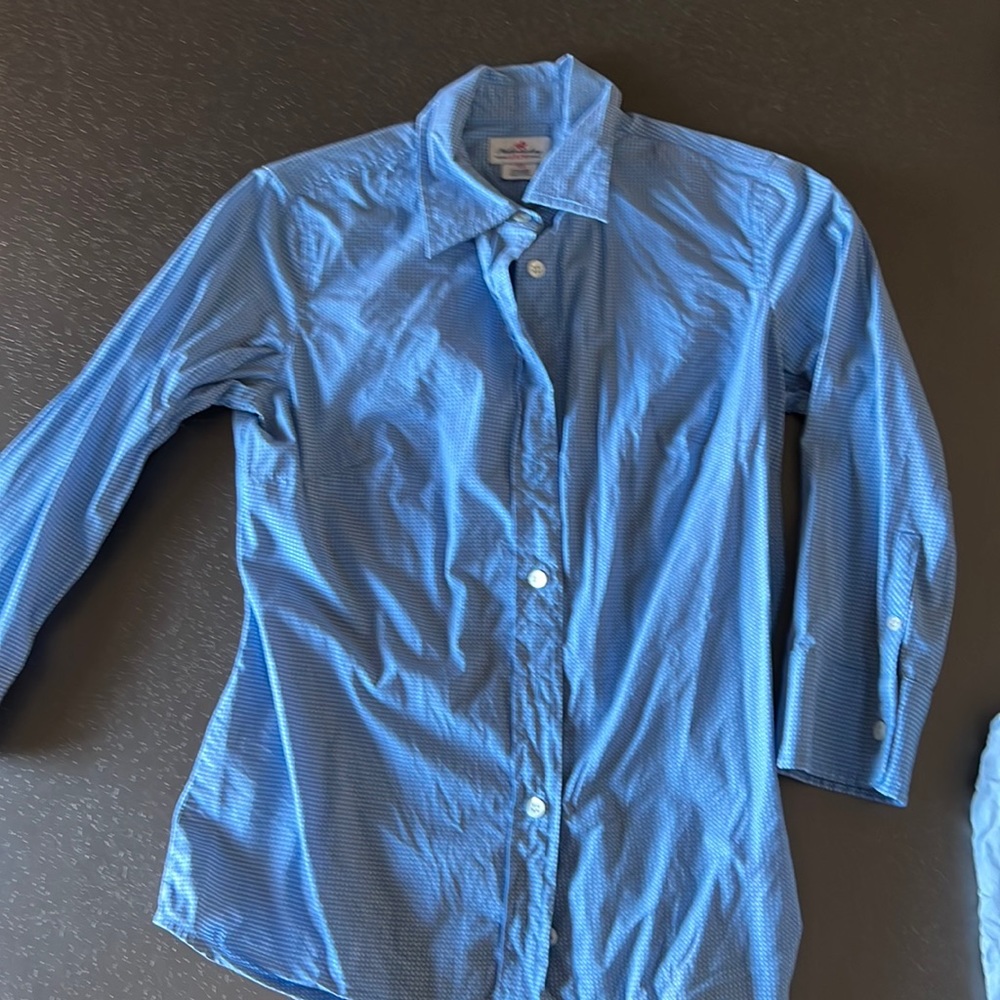 J Crew blue botton-down shirt.  Never worn. Size XS